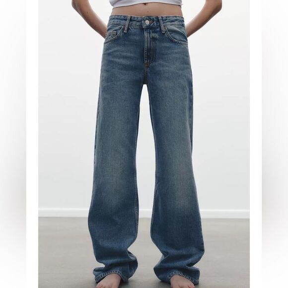 ZARA Mid Rise Wide Leg Full Length Loose Fit Medium Blue No Stretch Denim Jeans - Picture 1 of 12